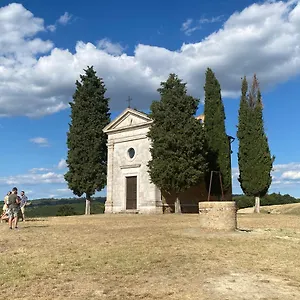 https://villa-donatelli.it-tuscanyhotel.com