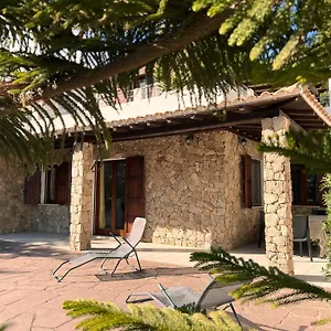 https://renato-apartments.in-sardinia.net